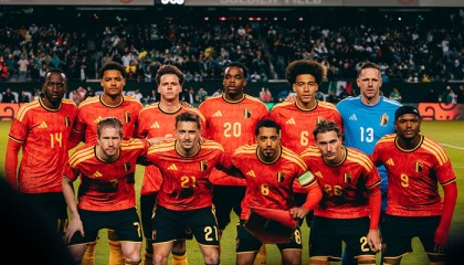 篮球直播-比利时与墨西哥友谊赛1比1战平，德温特首发72分钟|科尔斯|萨勒|替补|出场|墨西哥队_新浪体育_新浪新闻