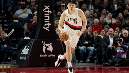 科尔谈杨瀚森：他是一名非常有技术的球员 能理解开拓者首轮选他